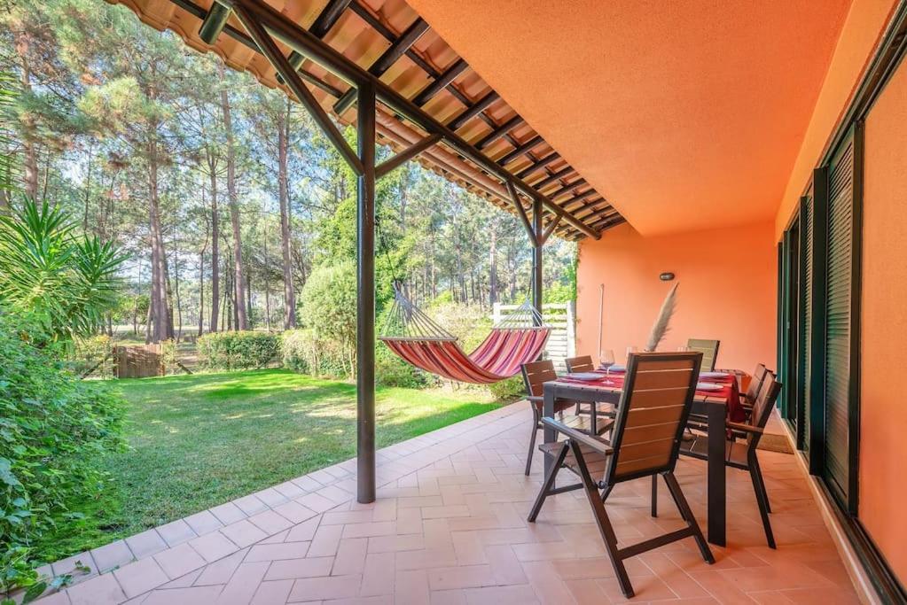 Casa Do Jardim- Aroeira * Aroeira (Setubal)