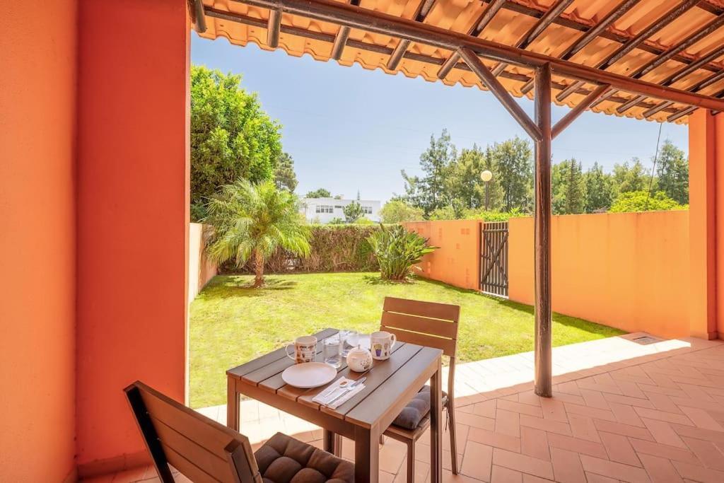Apartment Casa Do Jardim- Aroeira Aroeira (Setubal)